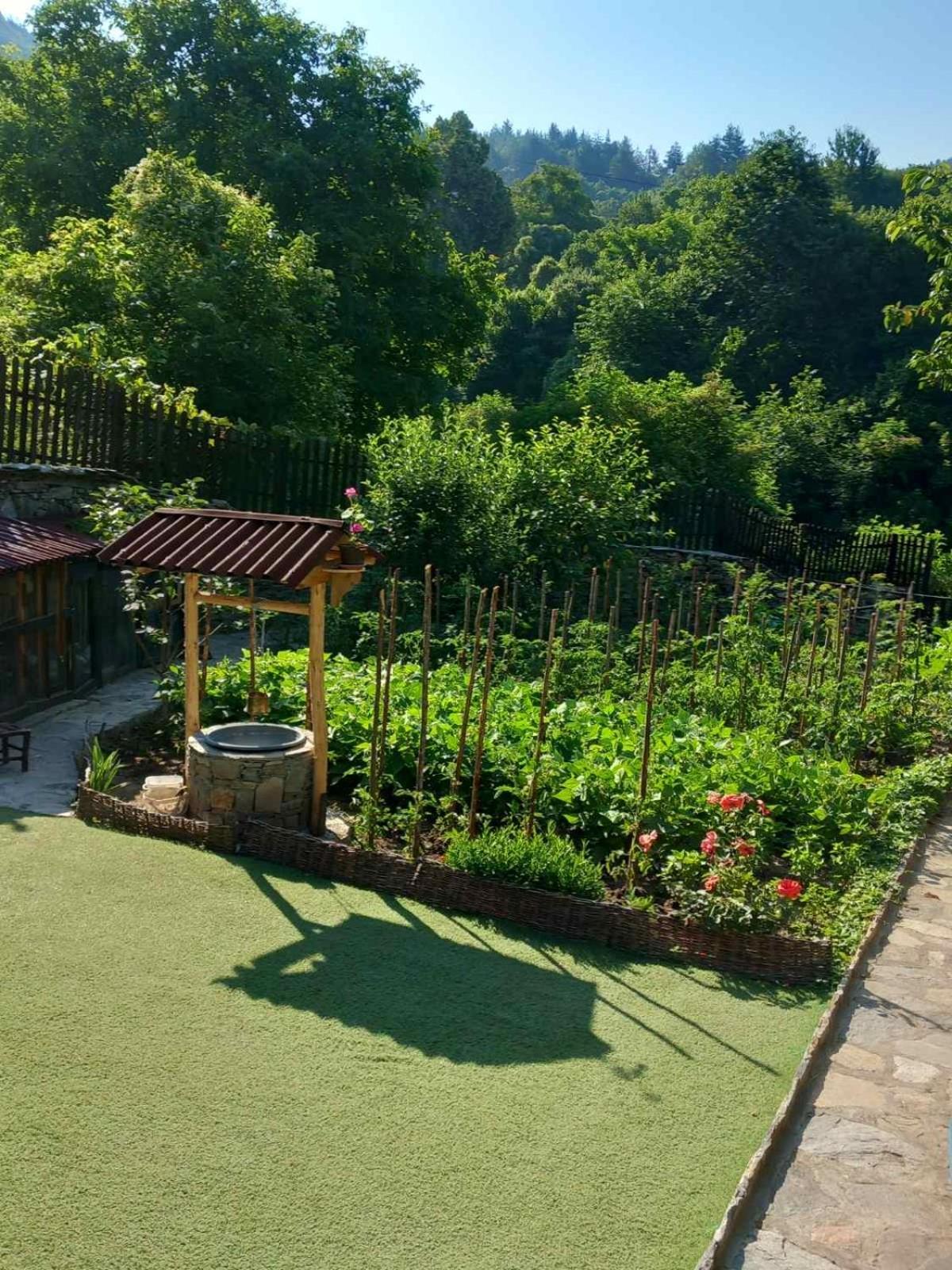 Тодорината Къща Hotell Leshten Eksteriør bilde