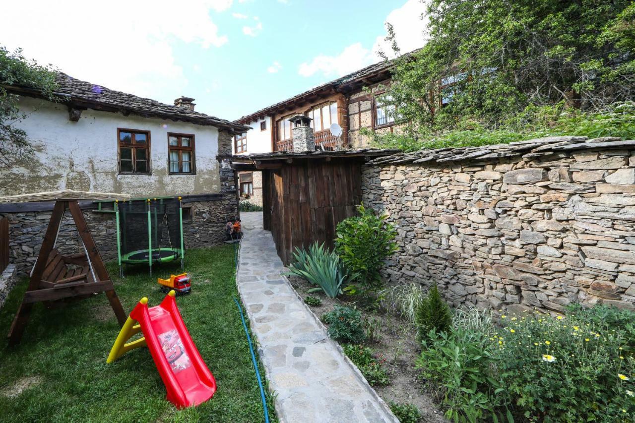 Тодорината Къща Hotell Leshten Eksteriør bilde