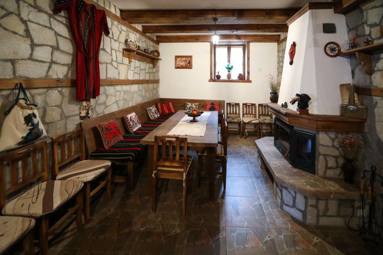 Тодорината Къща Hotell Leshten Eksteriør bilde