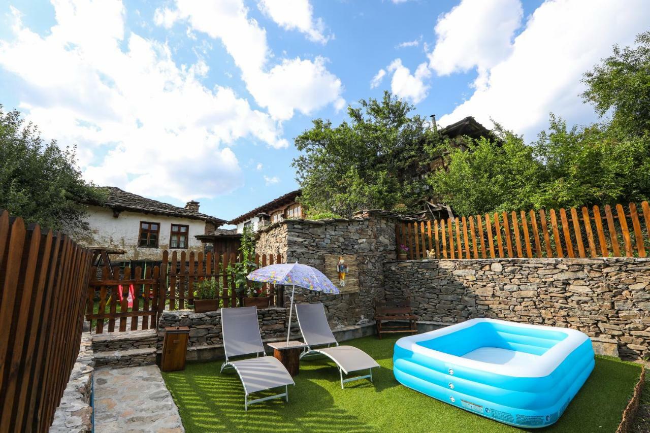 Тодорината Къща Hotell Leshten Eksteriør bilde