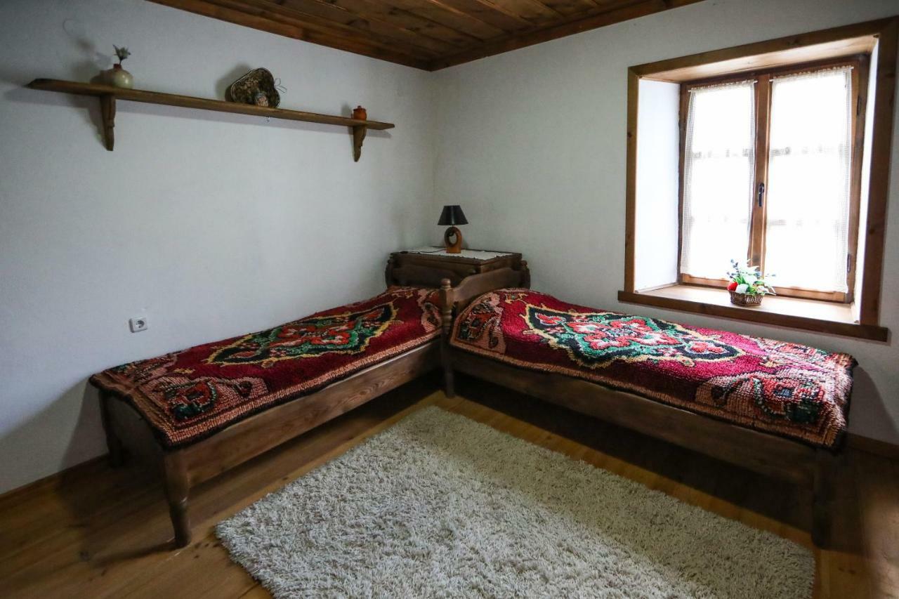 Тодорината Къща Hotell Leshten Eksteriør bilde